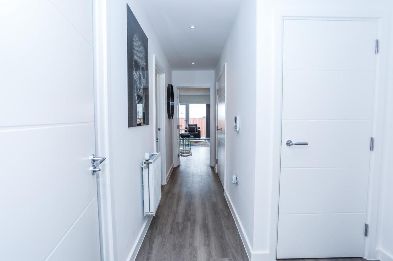 Lovely 2 Bed Apartment With Parking London Exterior foto