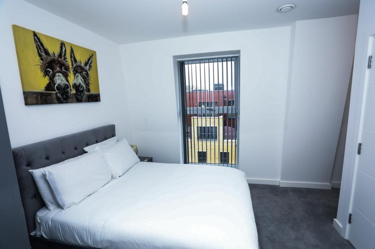 Lovely 2 Bed Apartment With Parking London Exterior foto