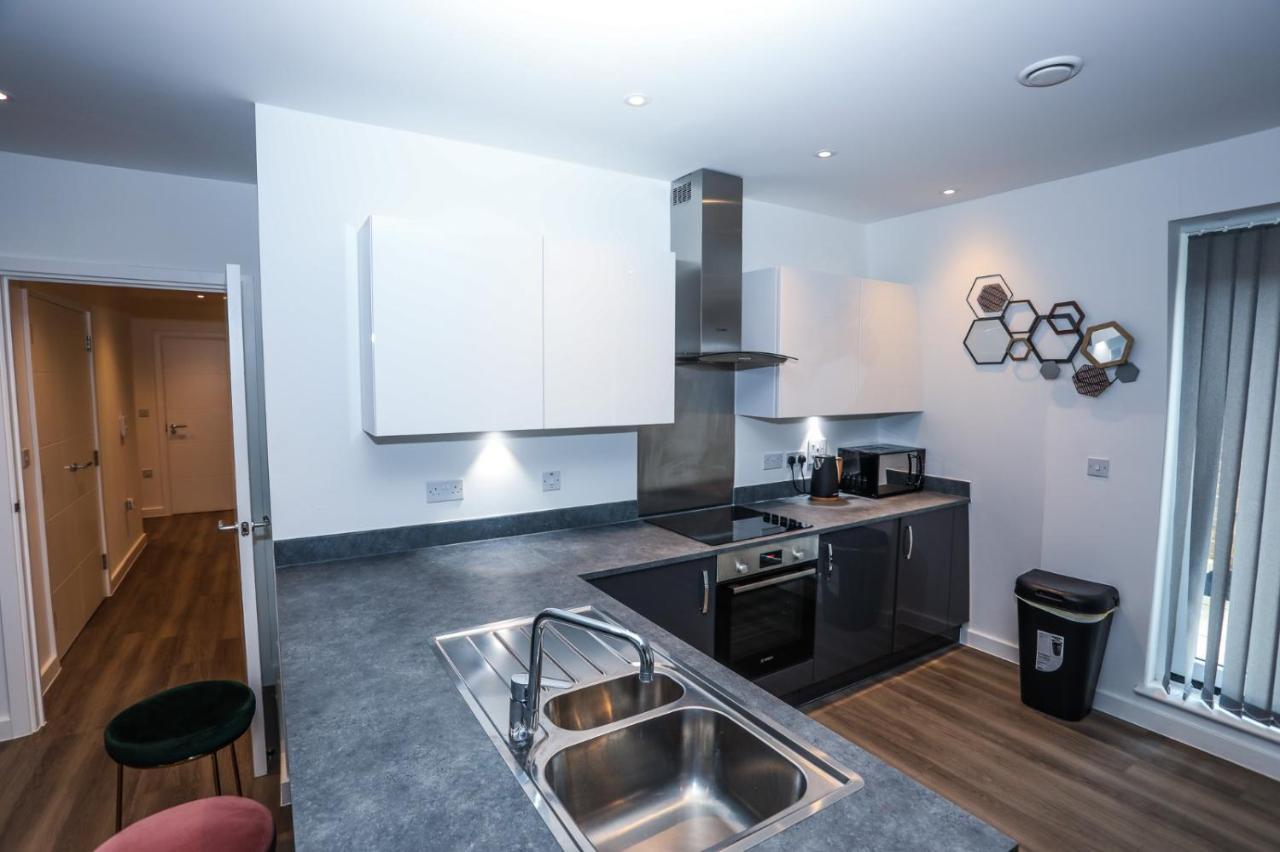 Lovely 2 Bed Apartment With Parking London Exterior foto